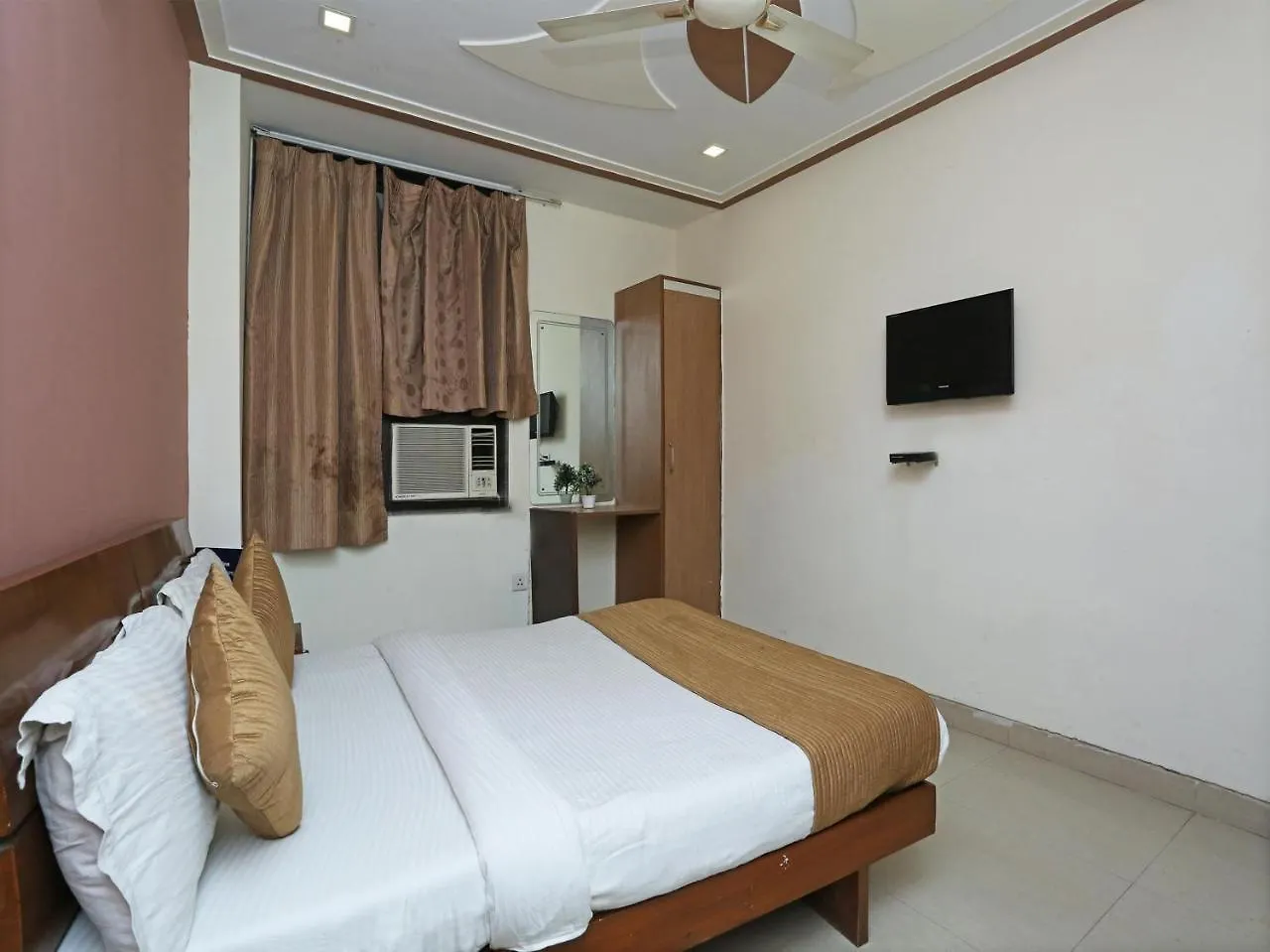 Airport Hotel Ambrosia New Delhi